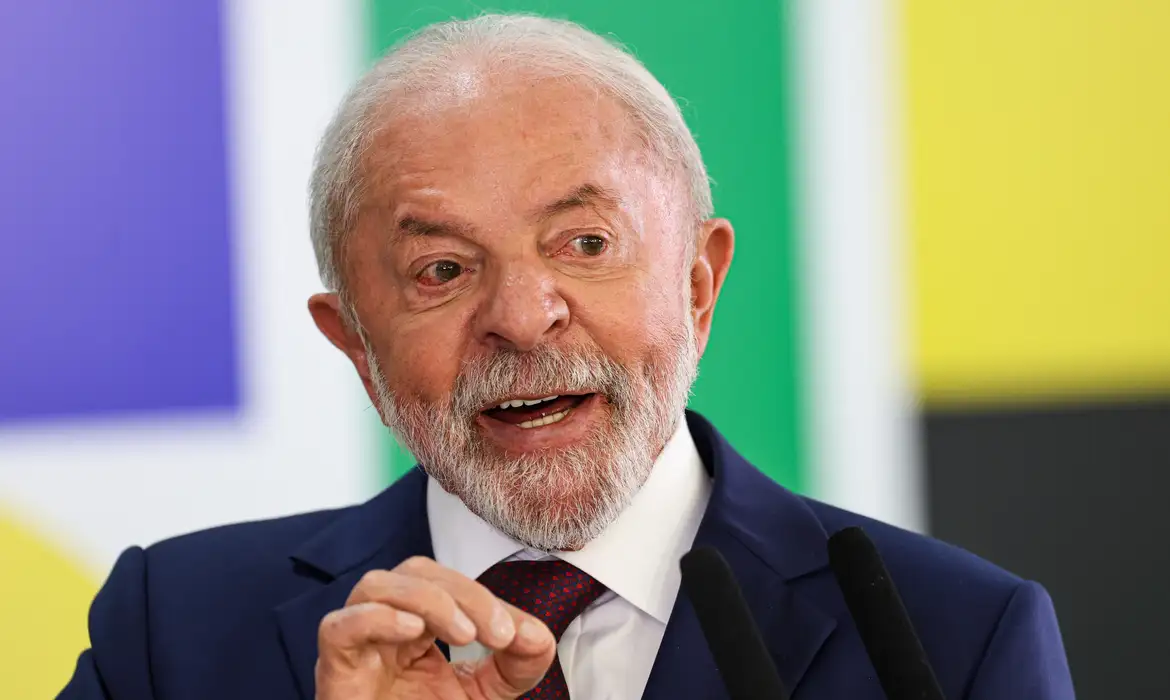 Lula espera que Senado avalie indicação de Jorge Messias ao STF em 2026