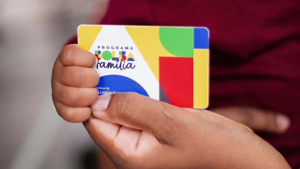 Nova identidade com biometria será obrigatória para beneficiários sociais a partir de 2028