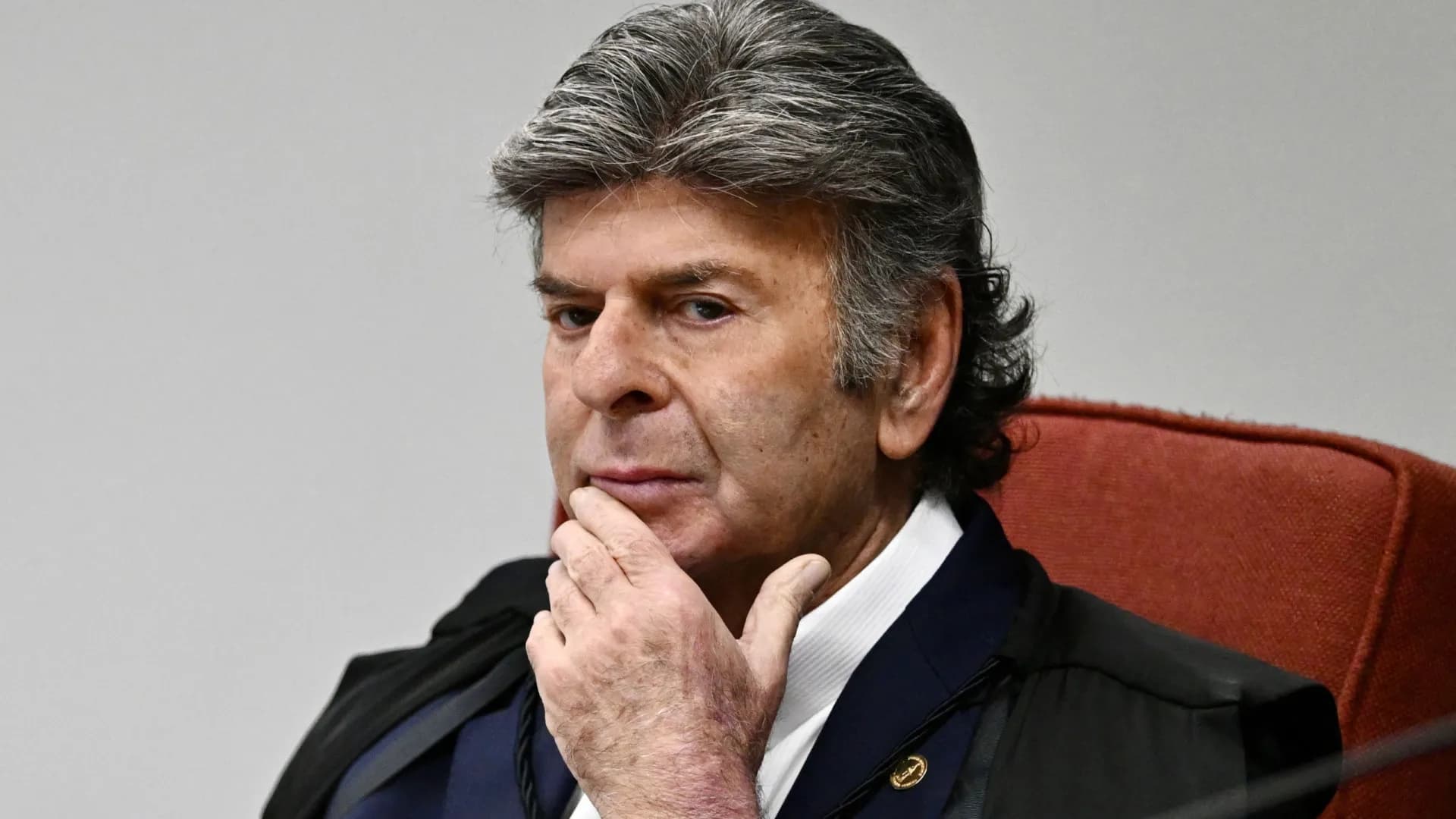 STF mantém decisão e nega inclusão de Fux no julgamento do 'núcleo 2' do golpe