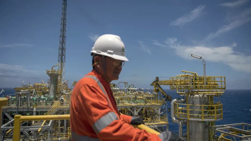Petrobras Anuncia Nova Descoberta de Petróleo na Bacia de Campos