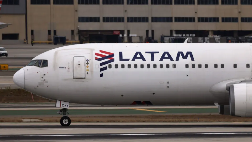 Greve de Pilotos da Latam Resulta no Cancelamento de 173 Voos no Chile