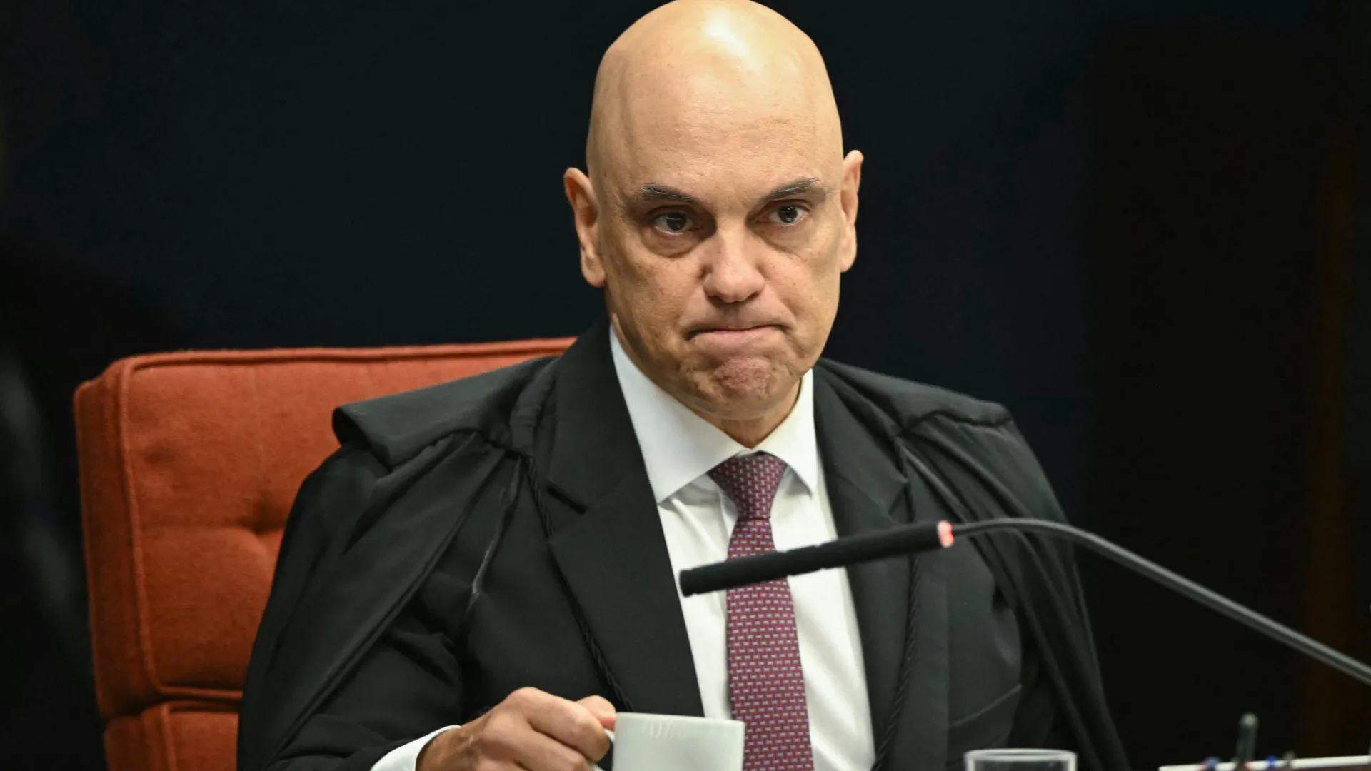 Moraes retoma julgamentos sobre os ataques de 8 de Janeiro e mantém discordâncias com Fux