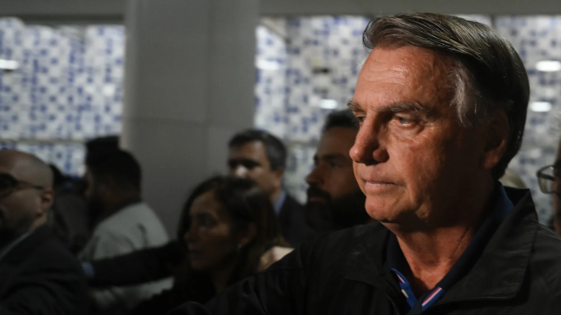 Estratégias do PL para a Campanha Sem Bolsonaro Incluem Bonecos de Papelão e IA