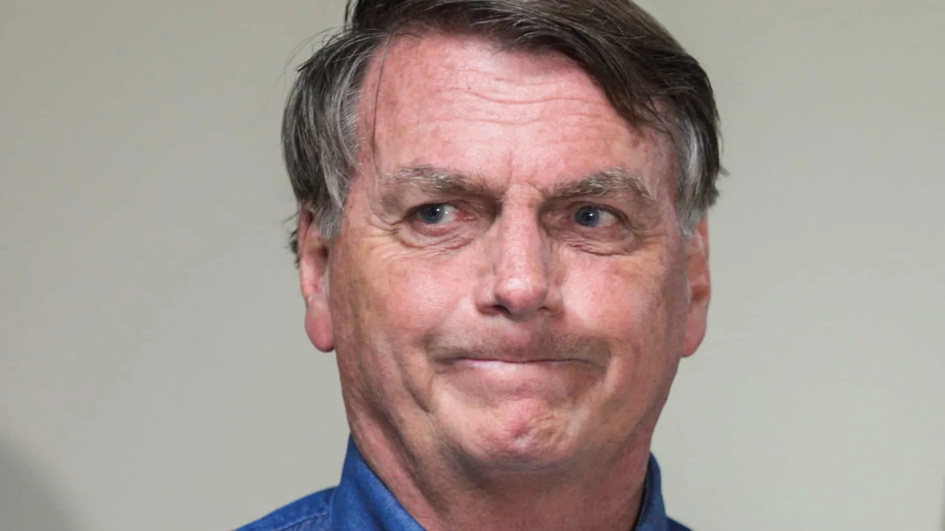 Bolsonaro solicita inclusão em programa de leitura para redução de pena