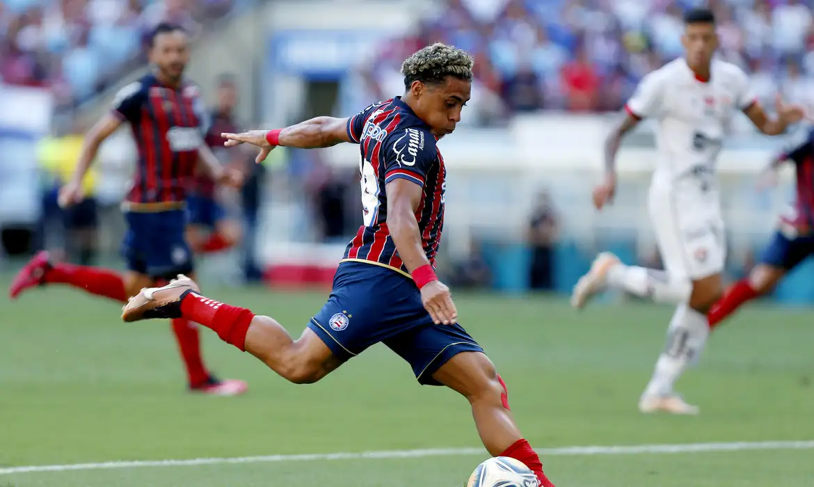 Clássico Ba-Vi agita a tarde de domingo na TV Brasil