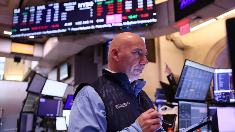 Bolsa brasileira atinge 170 mil pontos em dia de otimismo com discurso de Trump