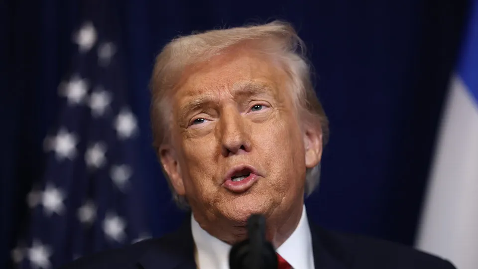 Trump ameaça tarifas a países que não apoiem a posição dos EUA sobre a Groenlândia