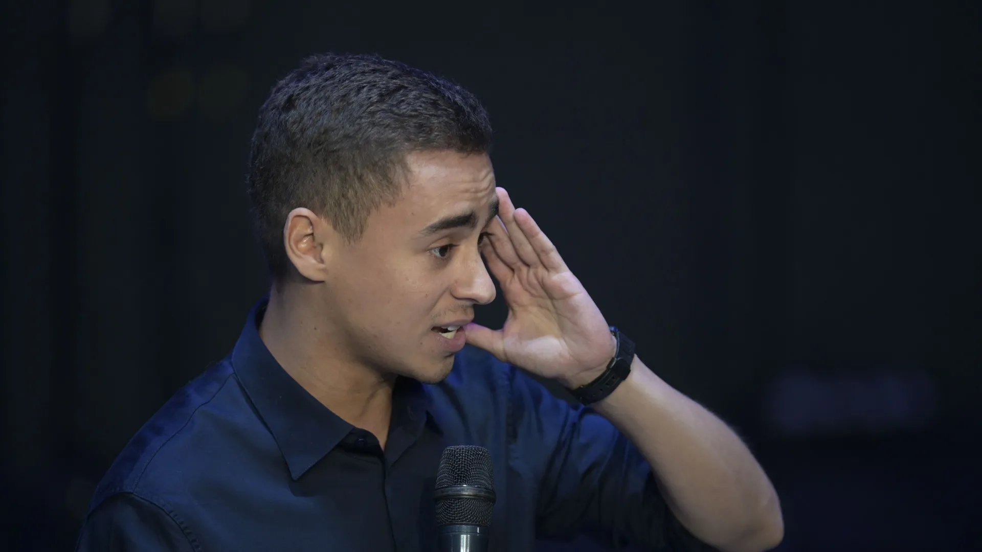 Nikolas Ferreira avança em caminhada até Brasília com apoio policial e assessoria