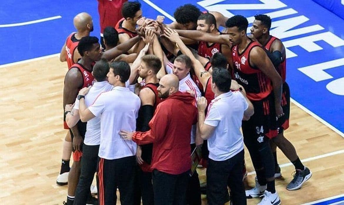 Flamengo busca reabilitação na Champions League de Basquete